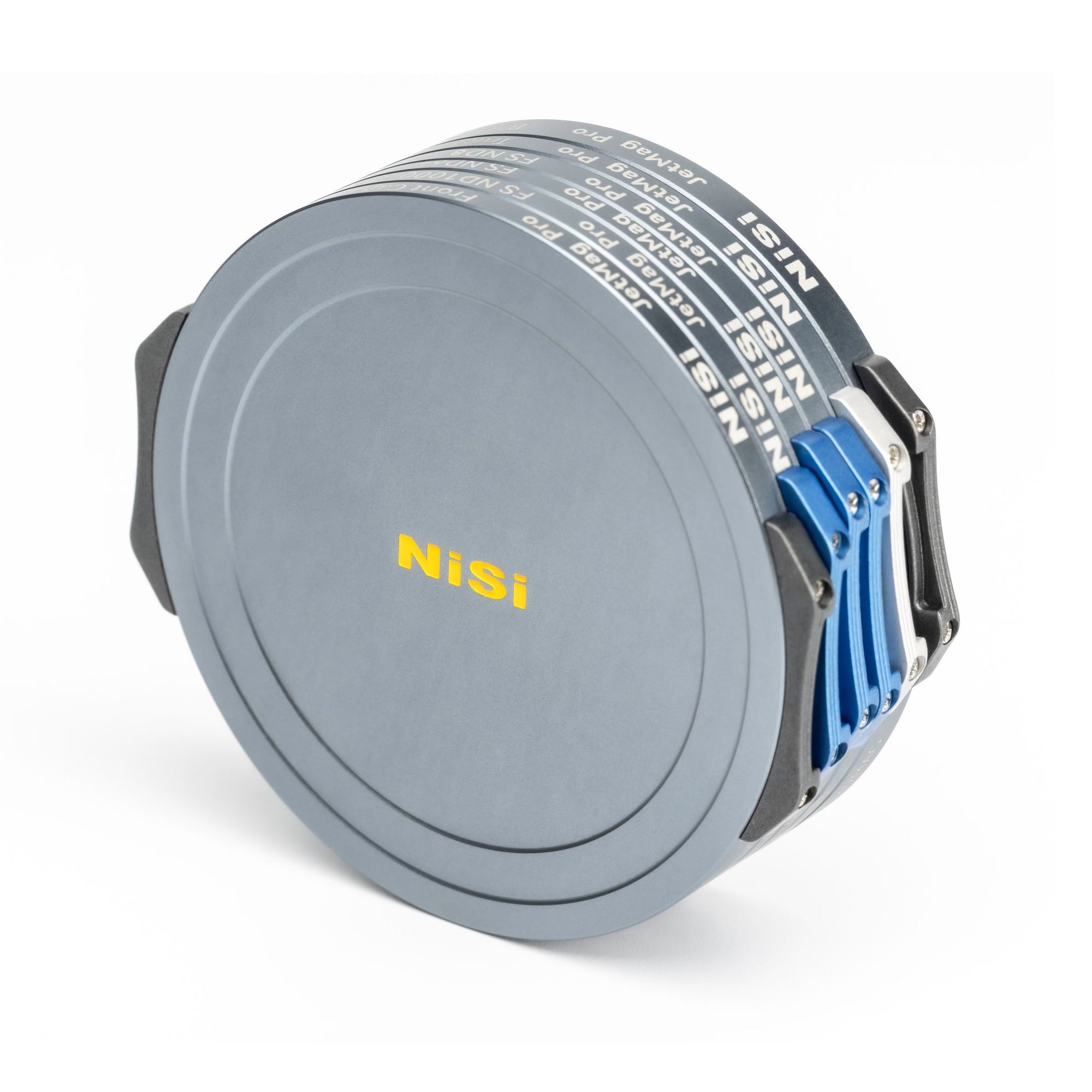 NiSi JetMag Pro Landscape Filter Kit (49MAG) in schräger Ansicht mit magnetischen Landschaftsfiltern im Halter.