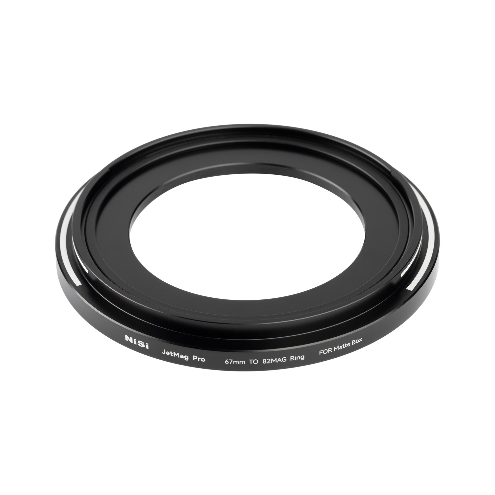 NiSi JetMag Pro 67mm Adapterring für Matte Box und 82MAG Filtersystem in schräger Ansicht