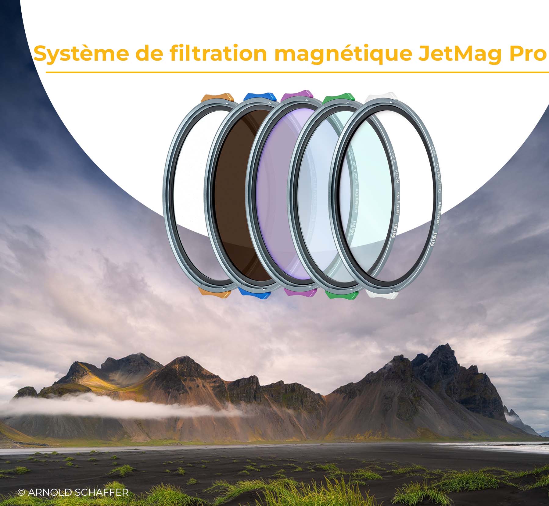 Système de filtration magnétique NiSi JetMag Pro : cinq filtres ronds magnétiques devant le Vestrahorn en Islande